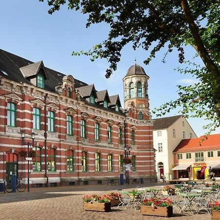 Zum Kaiserlichen Postamt Parchim Exterior foto